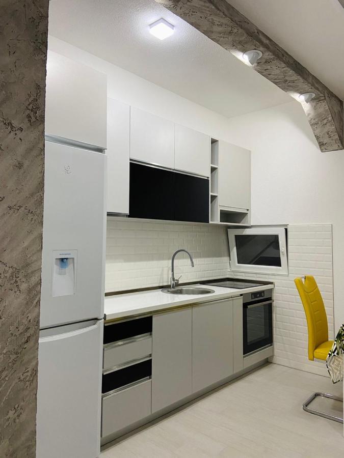 Id Apartments Tivat Exterior photo