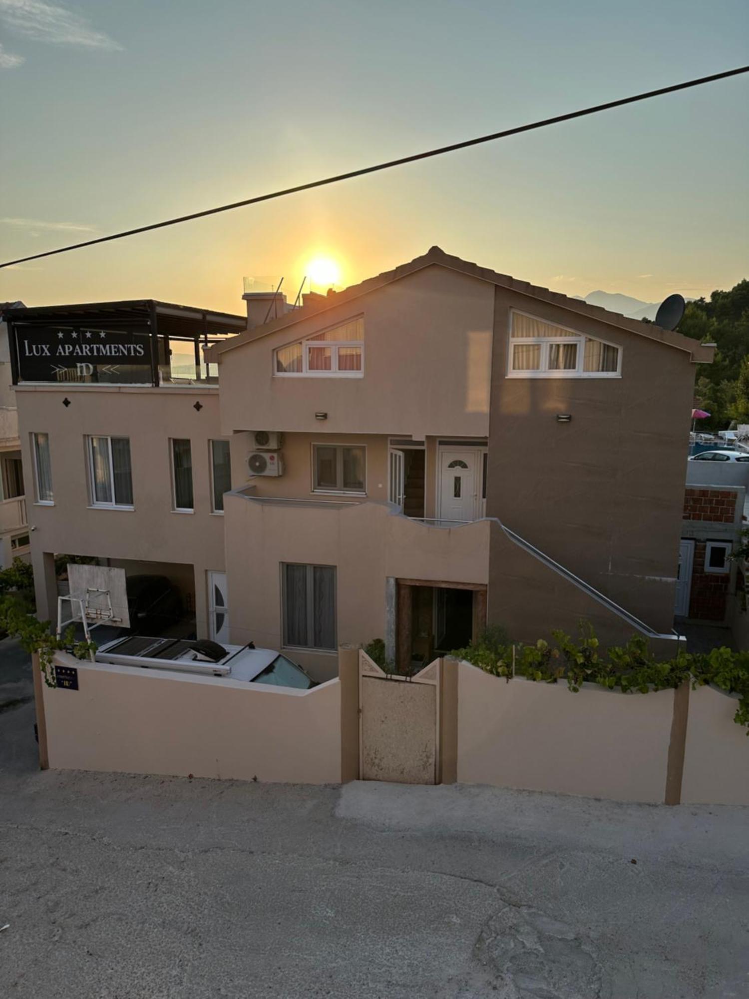 Id Apartments Tivat Exterior photo