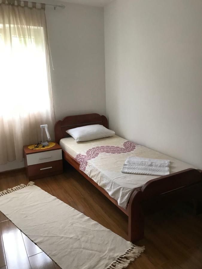 Id Apartments Tivat Exterior photo